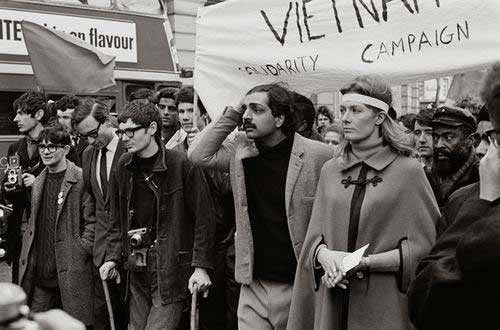 Proteste a Londra contro la guerra del Vietnam