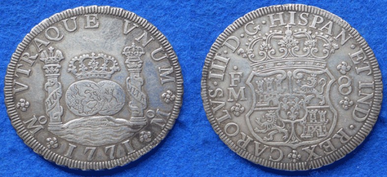 Fig. 5 - Il “Real de a ocho”, la moneta spagnola che dominò il mondo. In questo esemplare del 1771, coniato da Carlo III, si vedono le colonne d’Ercole che nascono dall’oceano e aprono a un mondo sottomesso alla corona di Spagna. (Cortesia di Luigi Cajani) Il Real de a ocho