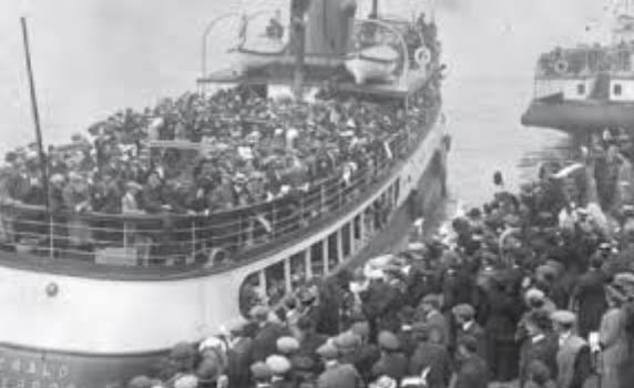 taliani emigrati in America: lo sbarco nel porto di New York all'inizio del '900