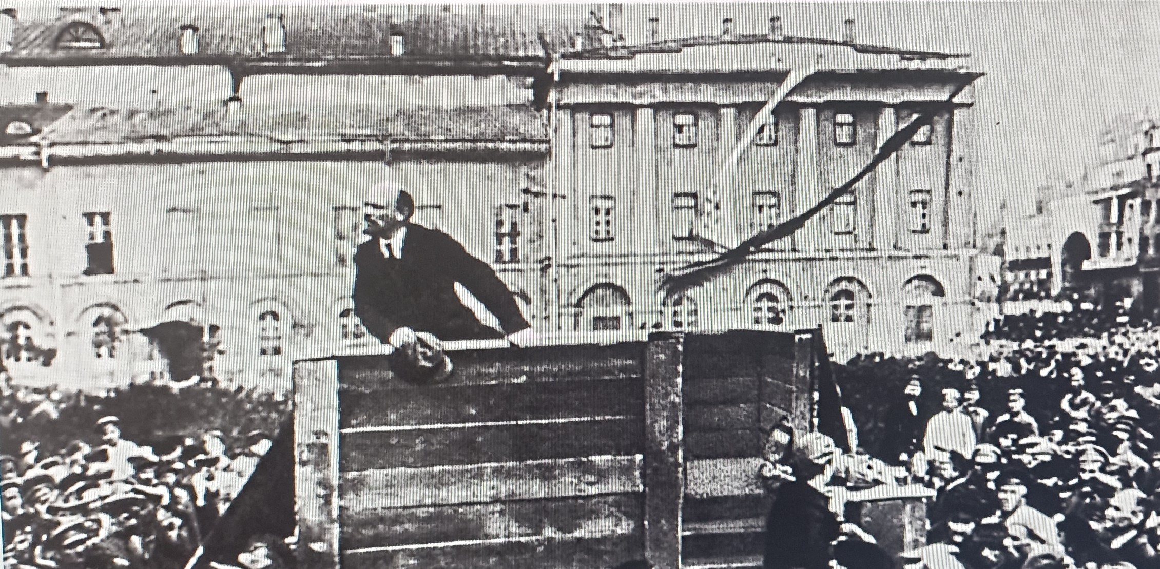 STORIA DELLA FOTOGRAFIA FOTOGRAFIA FONTE DELLA STORIA IMMAGINE 2